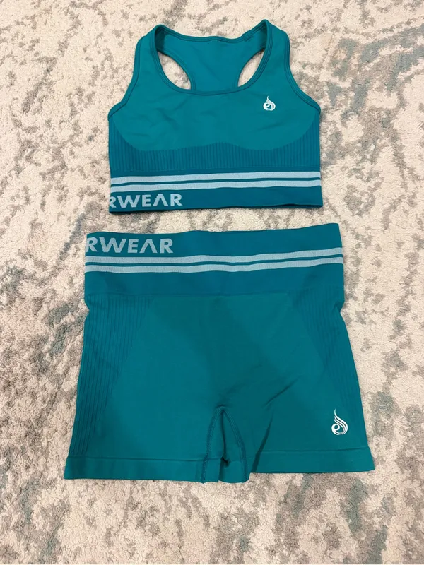 Ryderwear Active Teal Ribbed Sports Bra & Biker Short Set Small - Image 3