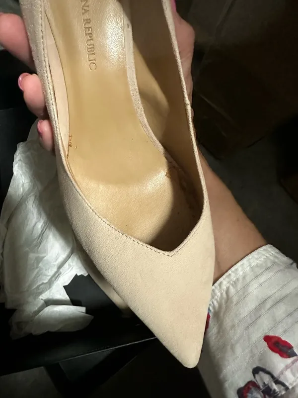 Banana Republic Blush Suede Pointed-Toe Pumps 8.5 - Image 3