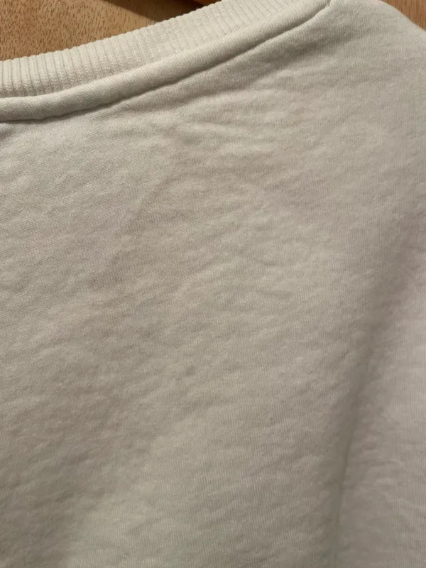 Disney store exclusive Mickey Mouse USA flag sweatshirt size medium multiple stains as seen on picture other than that good condition - Image 8