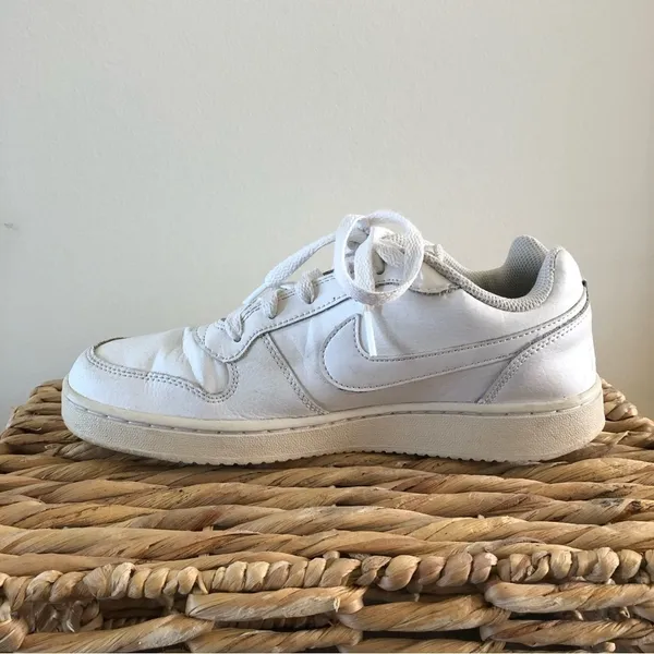 Nike Ebernon Low‎ Triple White Sneakers 7.5 - Image 8