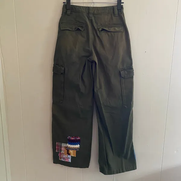 TNA Aritzia Green Straight Leg Cargo Patchwork Pants High Rise Reworked Women 0 - Image 7