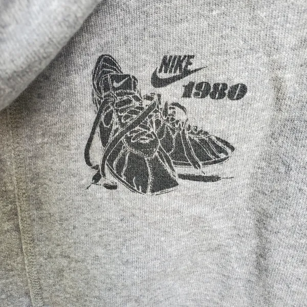 Nike gray cowl hoodie size Medium women's - Image 3