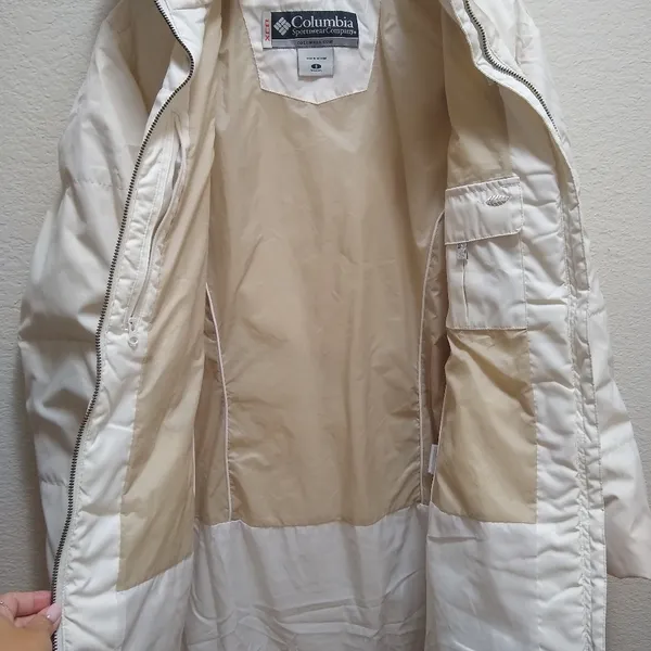 Columbia Long Down Puffer Winter Jacket in Cream - Image 6