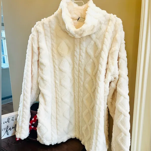 Eddie Bauer So Comfy Blanket Sweater Turtleneck Off White Cable Knit Fleece New - Image 2