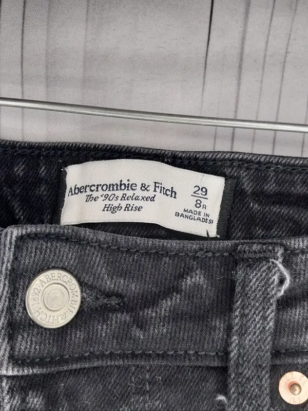 Abercrombie Washed Black 90's Relaxed Fit High-Rise Minimalist Jeans - Image 6