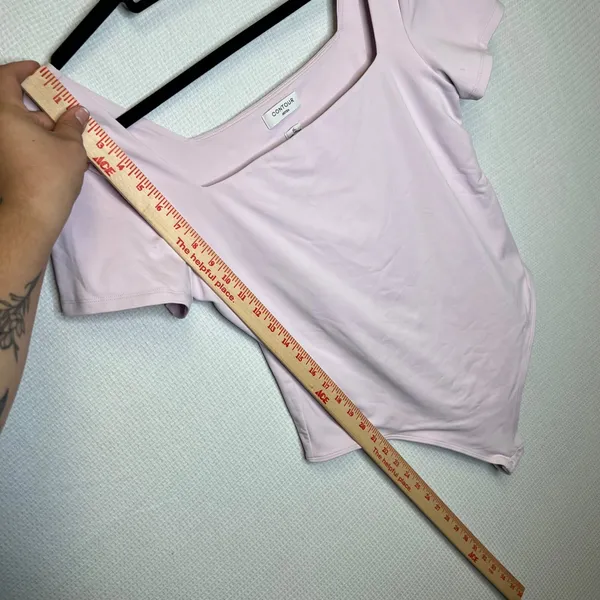 Aritzia Babaton Contour Short Sleeve Squareneck Bodysuit Lavender XL - Image 5