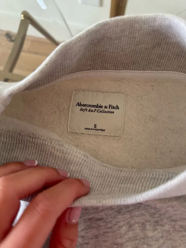 Abercrombie Mockneck Sweatshirt Grey - Image 2