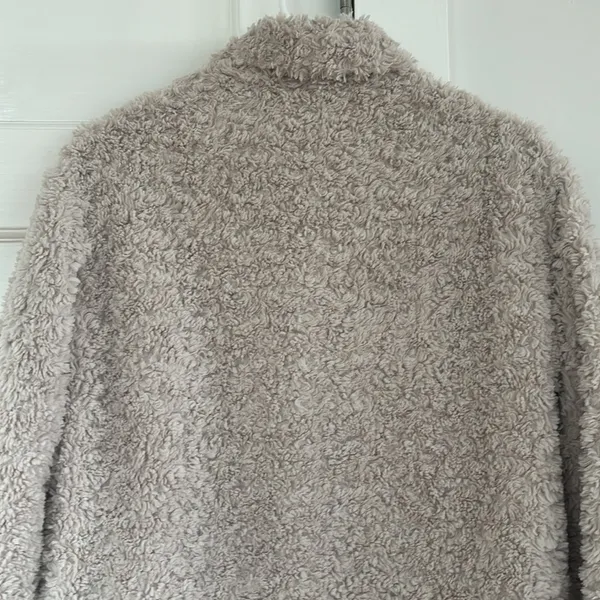 Aritzia Wilfred Free Grete Plush Jacket XS in Bone - Image 6