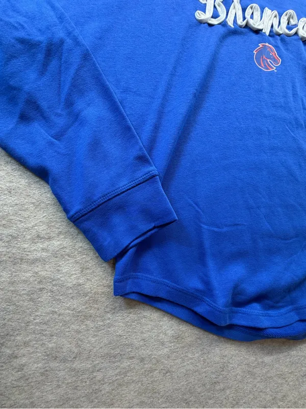Boise State Broncos Captivating Women’s Hoodie Size Small NWOT - Image 4