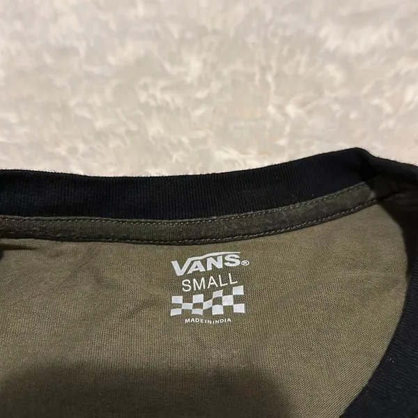Women’s Vans shirt - Image 4