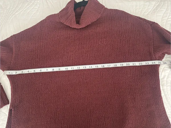 aerie Ribbed Turtleneck Sweater in Mauve size small but is oversized - Image 5