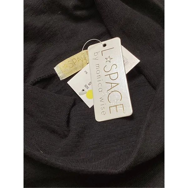 New. L*SPACE cropped sweatshirt. Retails $129. Small - Image 14