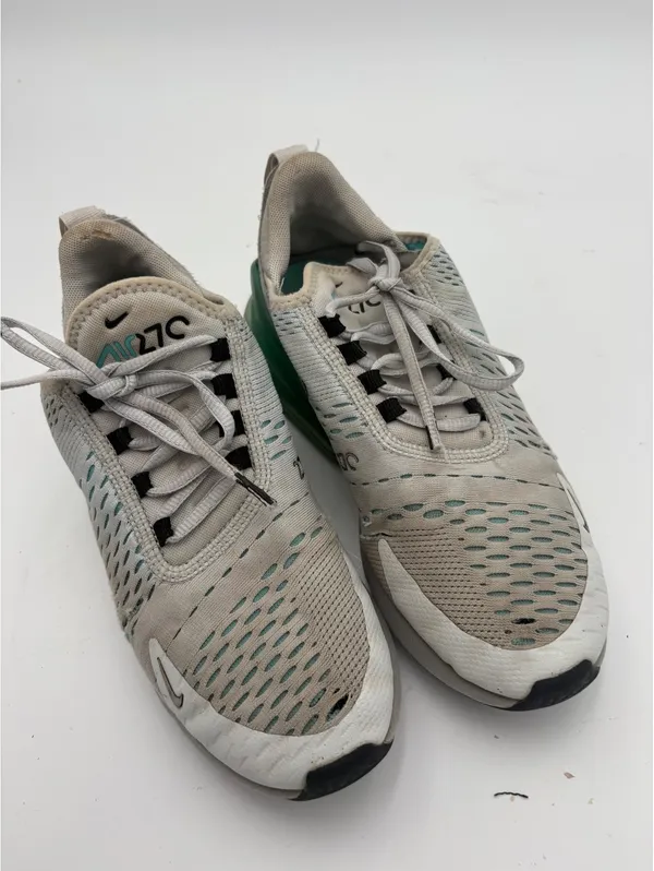 Nike Air Max 270 Platinum Aurora Woman’s Size 7 White and Green Sneakers (Read) - Image 8