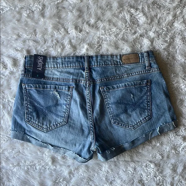 American Eagle‎ Outfitters Blue Jean Shorts Woman’s Size 6 NWT - Image 2