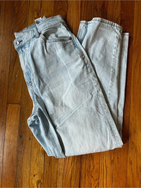 American Eagle Highest Rise Baggy Straight Strigid Jeans Light Denim Wash - Image 8