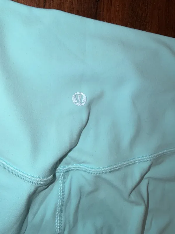 Lululemon Light Blue Leggings - Image 5