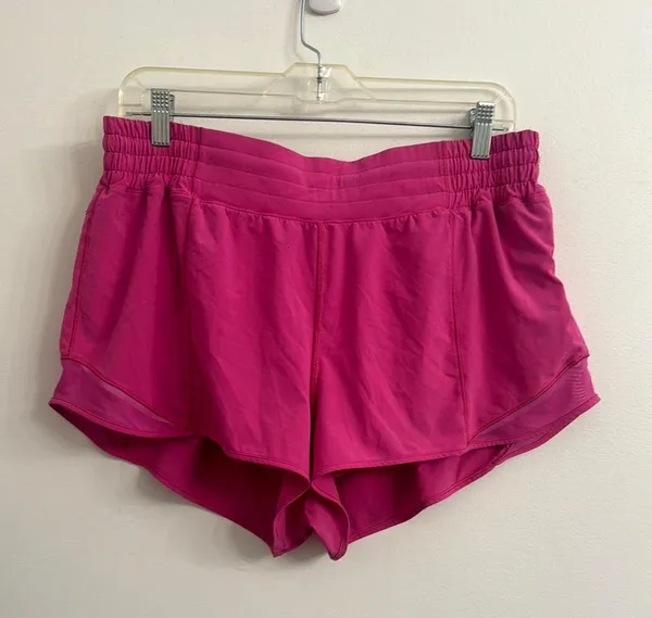 Lulumari LULULEMON Hotty Hot 4" LR Shorts Ripened Raspberry 12 - Image 3