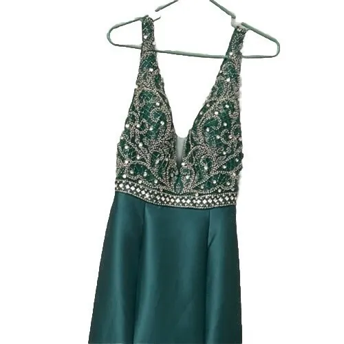 VIENNA Prom Homecoming‎ Pageant Dress Emerald Green Size 6 Mermaid Embellished - Image 5