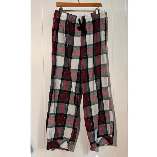Victoria’s Secret Plaid Flannel Pajama Set Women’s Large - Image 4