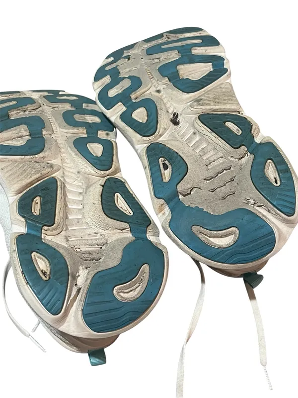 HOKA One One Gaviota 5 Women's White Running Shoes Sneakers Size 10D - Image 3