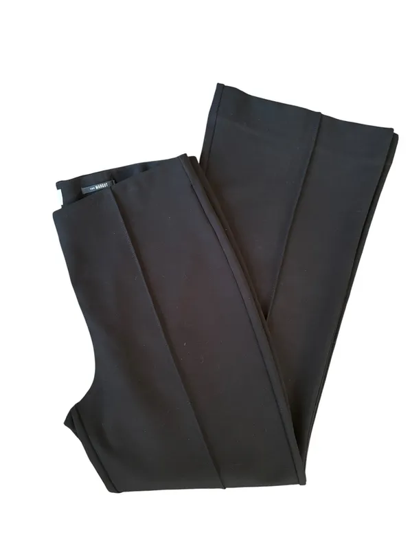 The Margot Kick-Flare Cropped Pants by Maeve Sz M Black Stretch Knit - Image 4