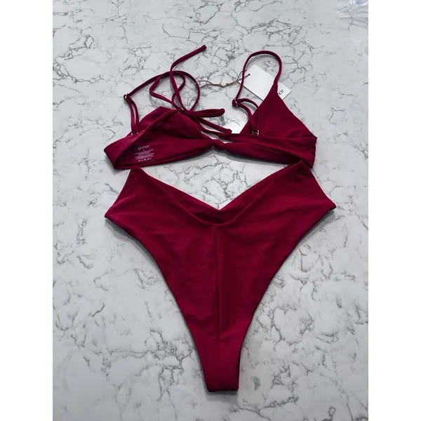 New Quince Cherry Red Knot Tie Bikini Top & V Cut High Leg Bottom Set Medium - Image 2