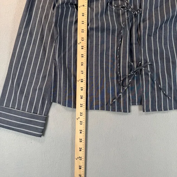 Abercrombie & Fitch Navy Pinstripe Tie Front Long Sleeve Top Womens Medium M - Image 3