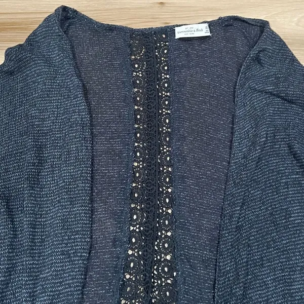 Abercrombie and Fitch Lightweight Cardigan Women’s XS/Small - Image 2