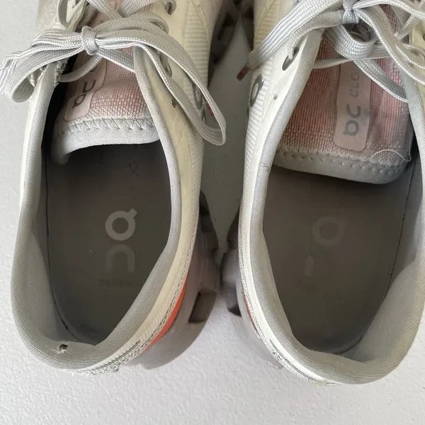 On Cloud X 3 Ivory, Grey, Orange Running Shoes Sneakers Women's Size 10 - Image 11