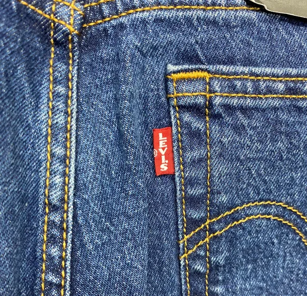 Levi's NWT Wedgie Straight High Rise Jeans - Image 7