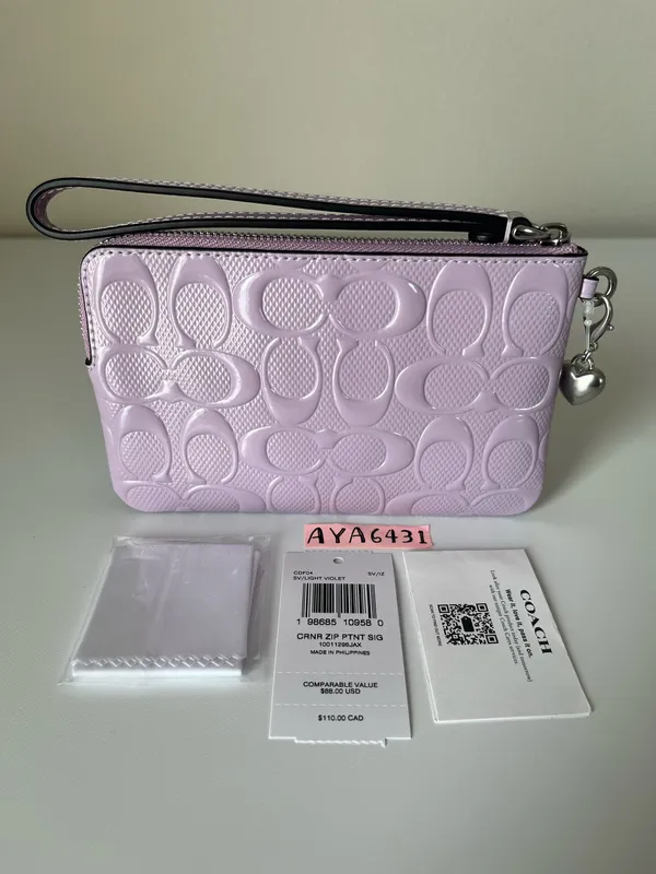 Coach Wristlet - Image 3
