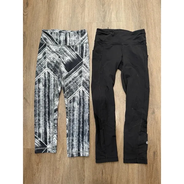 2 Lululemon Black And White Leggings Size‎ 2 - Image 3