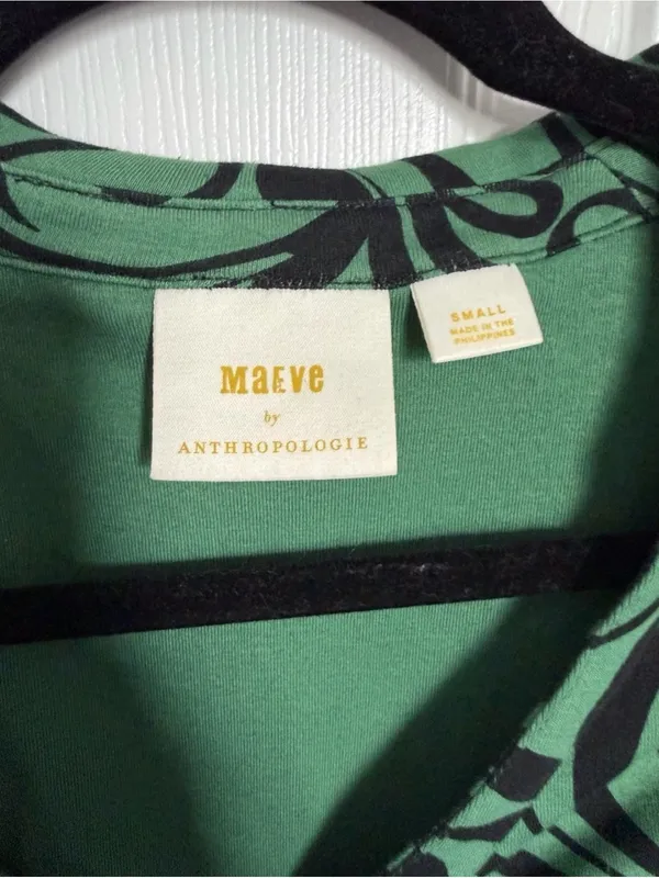 Maeve by Anthropologie Green and Black Printed Twist-Front Blouse Small - Image 7