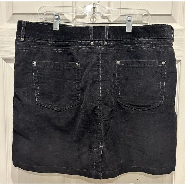 Athleta Kaleidoscope Black Corduroy Mini‎ Skirt Womens 16 Stretch Cotton Blend - Image 4