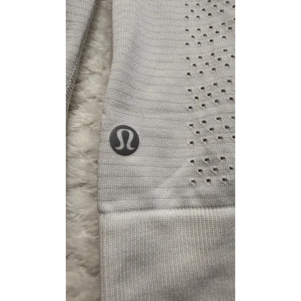 Lululemon Long Sleeve Shirt Light Grey Mesh Pointelle Womens 4544 - Image 4