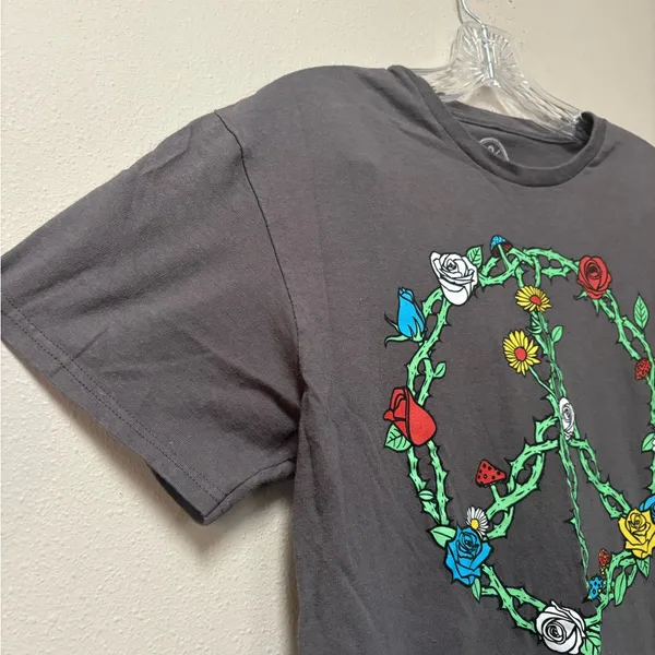 Floral Peace Sign Mushroom Hippie Boho Graphic Tee Medium - Image 5