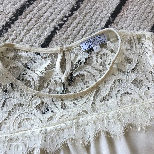 Darling lace Short sleeve blouse - Image 3