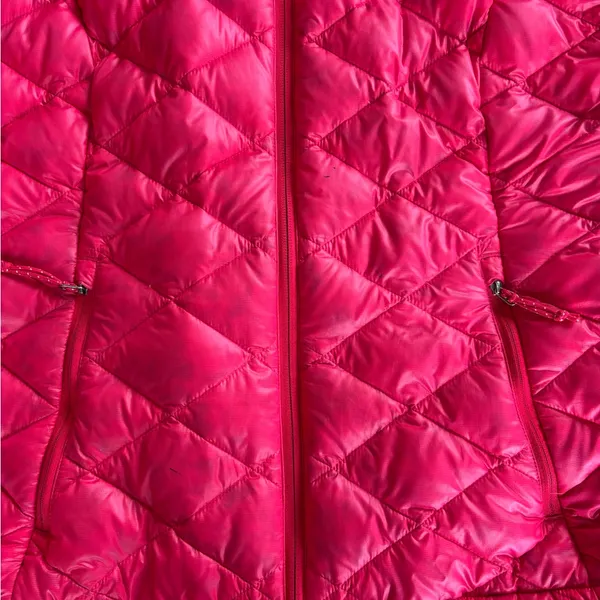 Columbia women Pink Quilted Down Jacket - Image 3