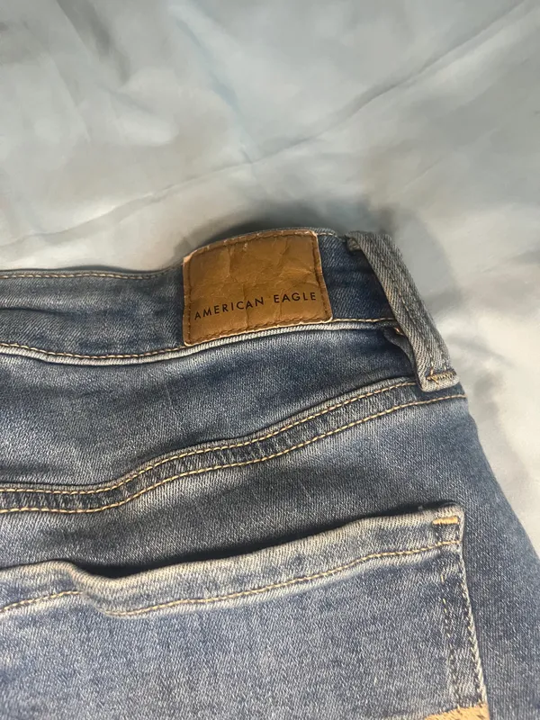 American Eagle Jeans - Image 5