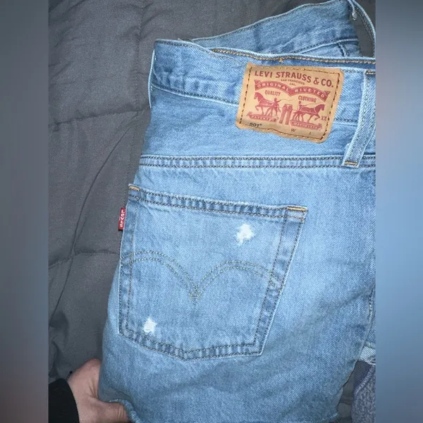 Levis 501 Shorts! - Image 4