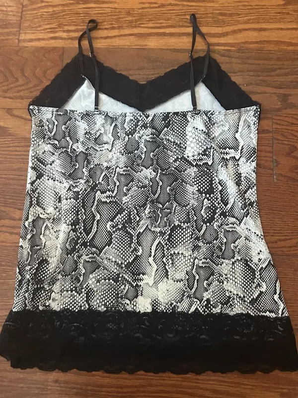 White House Black Market Black Snake-Pattern Lace Camisole Size Large Tank Top - Image 5
