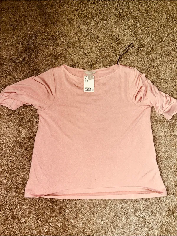 H&M Blush Pink Short Sleeve Scoop Neck Top NWT - Image 2