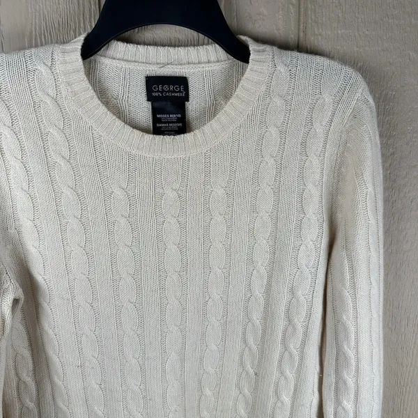 Vintage George 100% Cashmere Cable Knit Sweater Women's Sz Medium Ivory Crewneck - Image 2