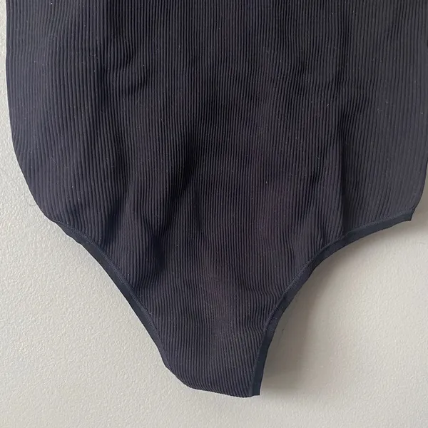 NWT SPANX Charcoal Ribbed Tank Top - Image 3