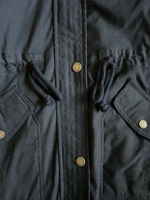 Hollister Black Trench Coat with Faux-Fur Hood - Image 4