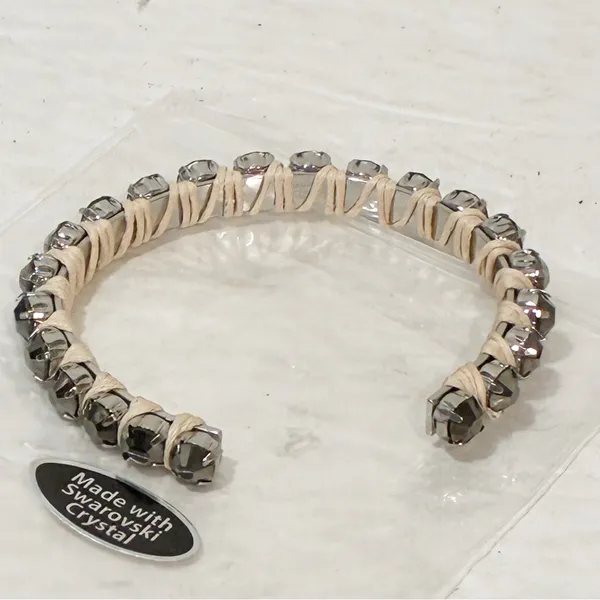Swarovski Crystal Jewelry Cuff Cuffed Bracelet Bangle - Image 3
