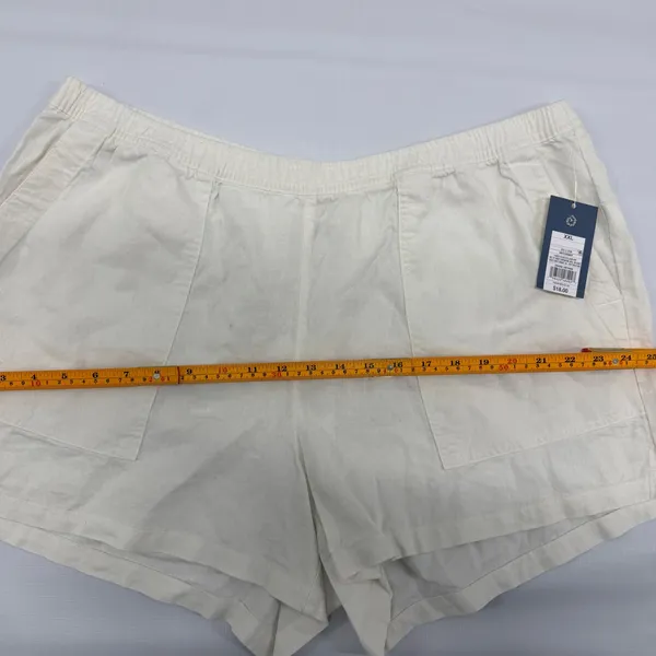 Universal Thread Womens XXL White Linen Blend Elastic Waist Patch Pocket Shorts - Image 4