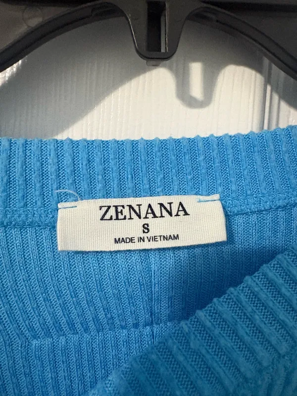 Zenana Blue long sleeved sweater top - Image 3