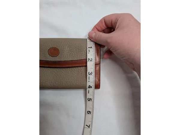 Dooney & Bourke Vintage Pebbled Leather Wallet Brown & Taupe Snap Kiss Lock - Image 2