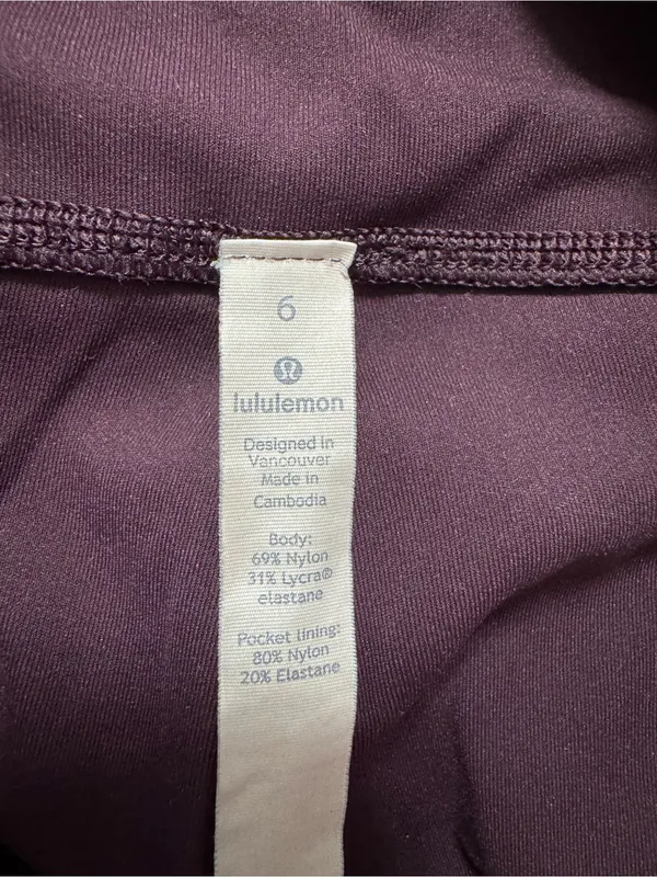 lululemon athletica Side-Pocket Leggings in Plum Purple Size 6 - Image 4